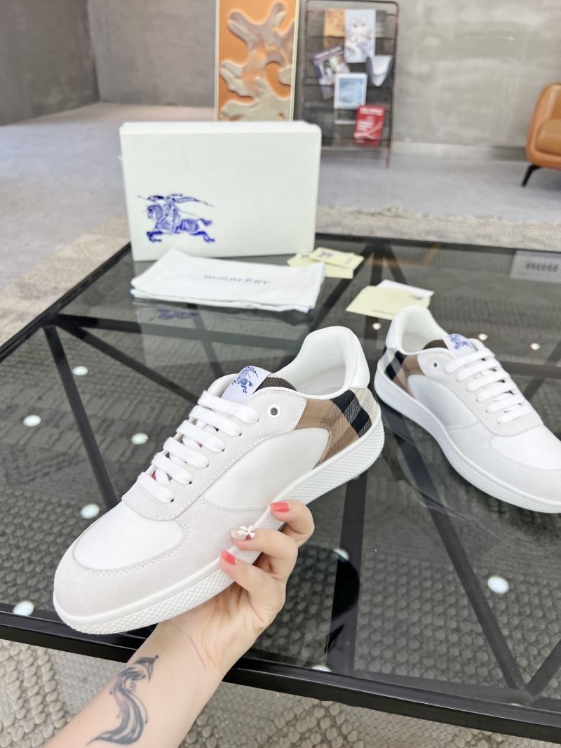 Burberry Low Shoes